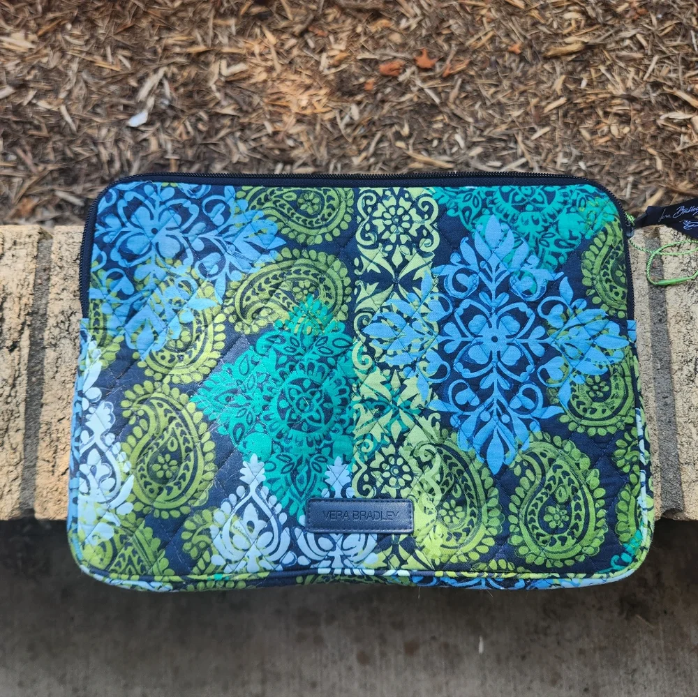 Vera Bradley TABLET SLEEVE in CARIBBEAN SEA fits up too